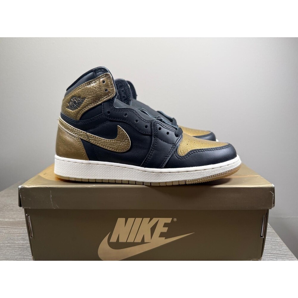 NIKE Jordan 1 Retro High OG Black Metalic Gold Gs FD1437-071 NEW size 6.5Y